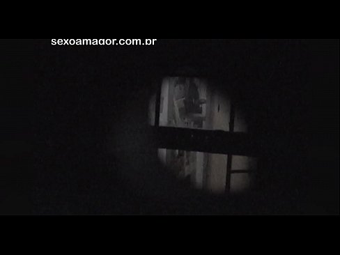 ❤️ Ndị njem agbataobi zoro n'azụ brik nwere oghere na-ese vidiyo na nzuzo na Blondie ❤️❌  na porn% ig.porngifmag-com.ru%  ❌
